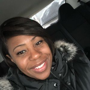 Meet your Posher, Deana